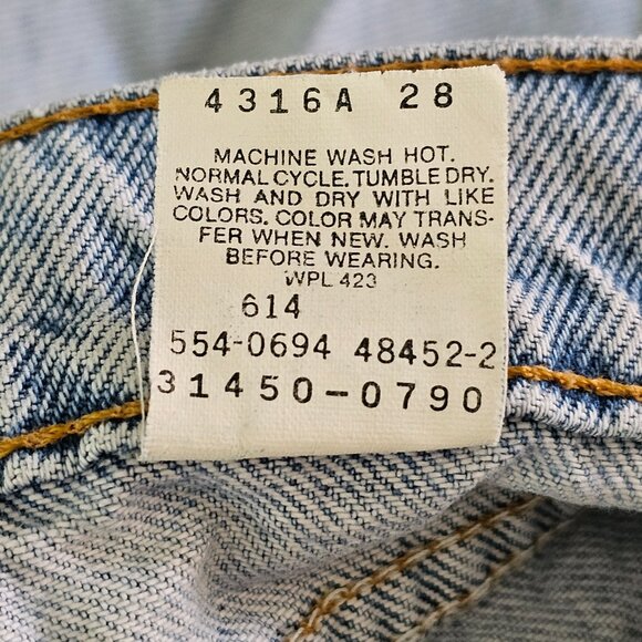Vintage 90s Levis 550 Tapered Relaxed Fit Slim Womens Size 10 Blue Denim Jeans - Picture 10 of 13